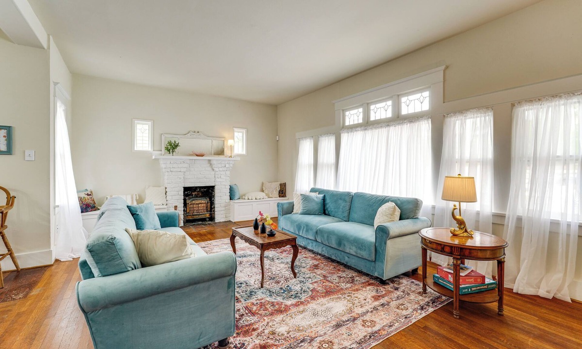 Sonora House | Steps to Main St! Restored Sonora Bungalow w/Yard