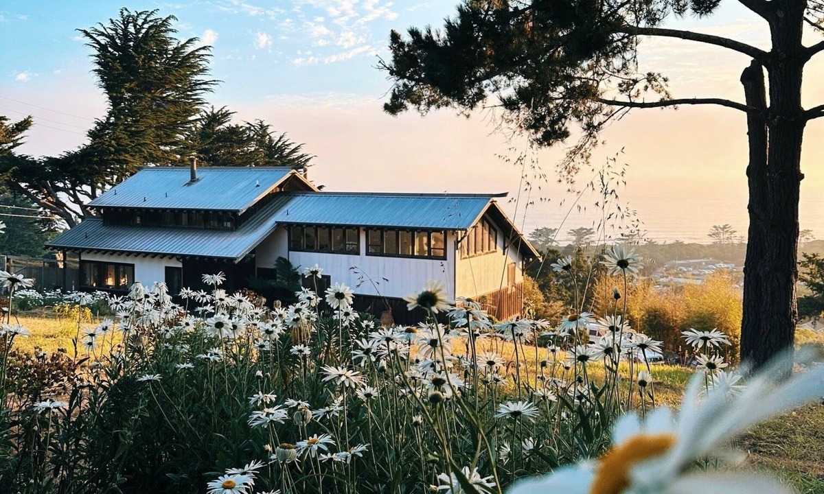 Mill Valley Villa | STINSON BEACH VILLA - Unique Gem! STAY WHERE THE BEACH + MOUNTAINS MEET!
