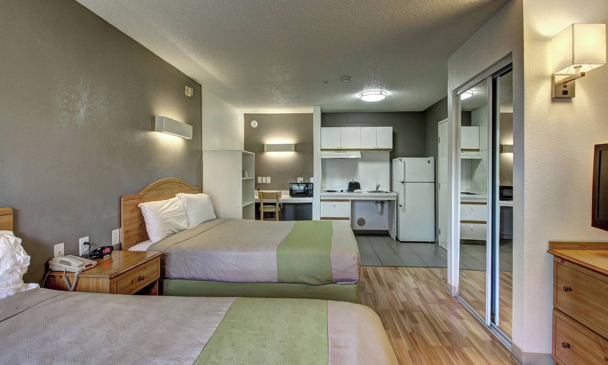 Murray Hotel | Studio 6 – Murray, UT