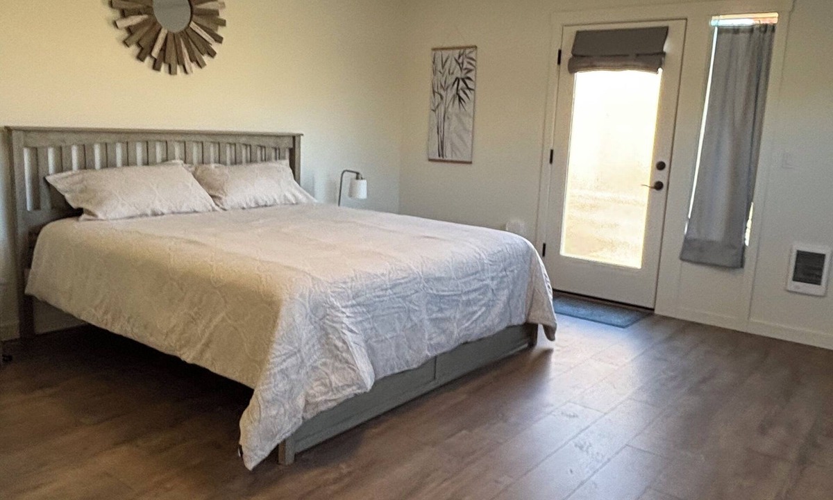 Forest Grove Apartment | Studio in Forest Grove offers a ground-floor apartment in Forest Grove, Oregon.