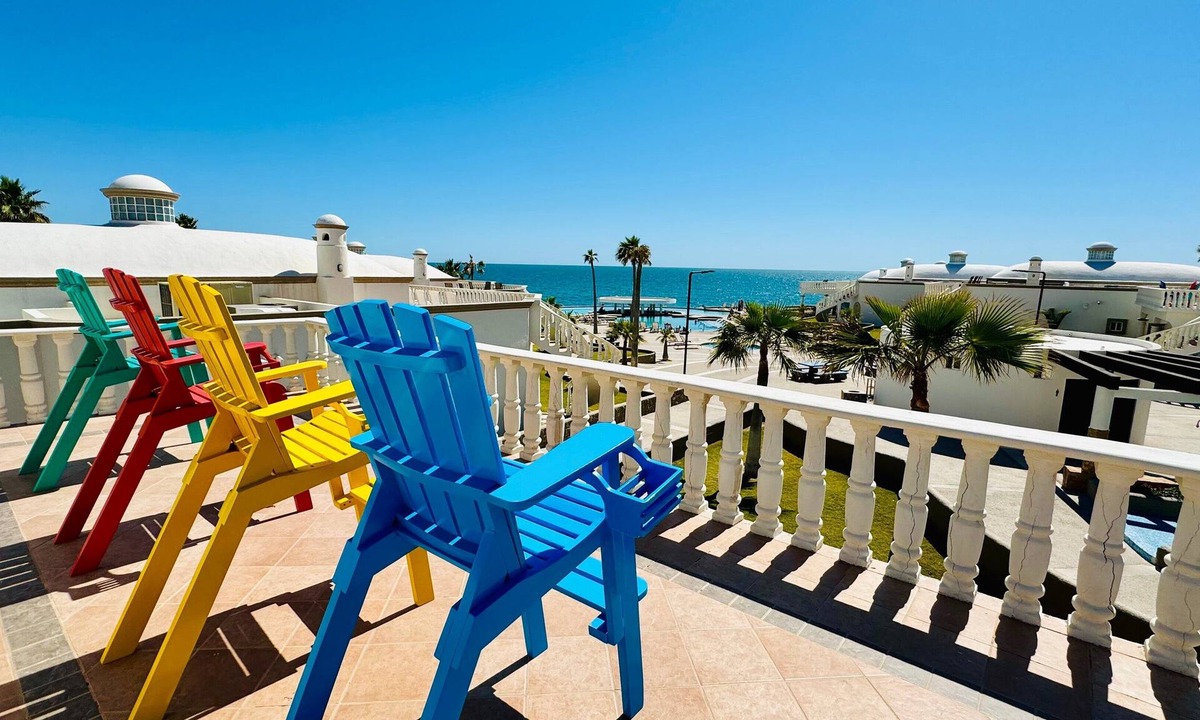Sandy Beach Villa | Stunning 4 Bedroom Beach Villa on Sandy Beach at Las Palmas Beachfront Resort V9