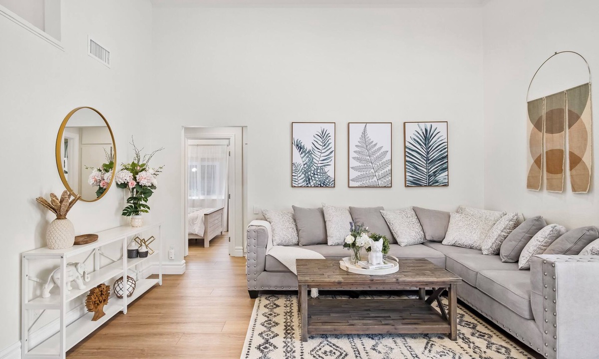 Mission Viejo House | Stunning 4-bedroom home with large backyard in OC
