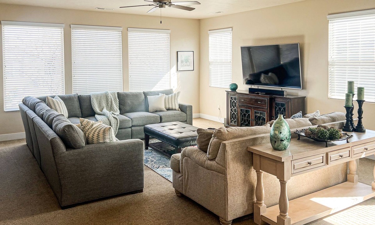 Santa Clara House | Stunning home with private hot tub, shared pool, fitness room, deck, & firepit