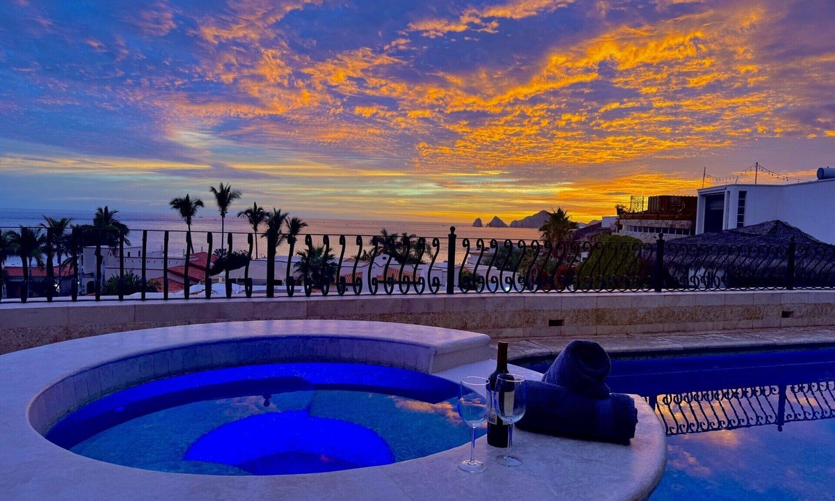 Cabo Bello Villa | Stunning Private Beachfront Villa- Private Pool, Sandy Beach, Roof Deck Fire Pit