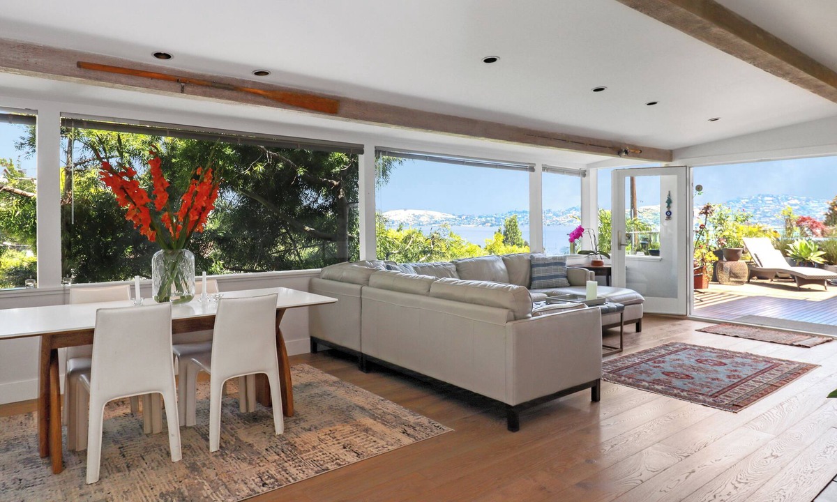 Sausalito House | Stunning Sausalito Home with Bay Views, Spa, and Elevator.