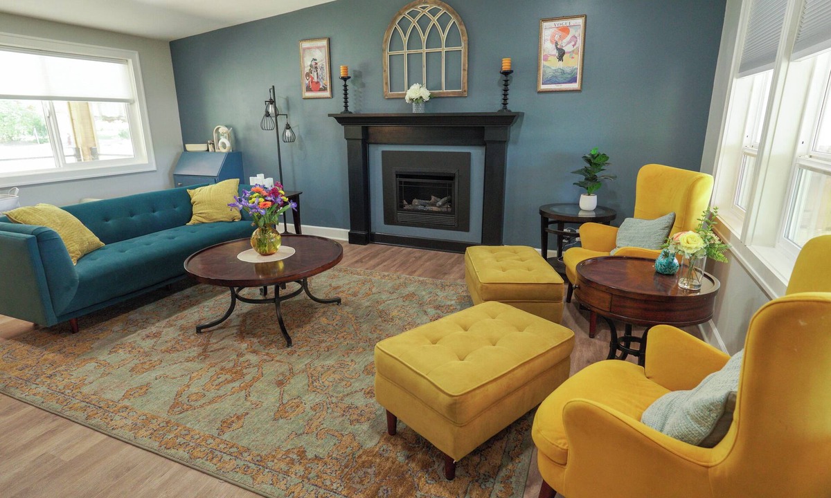 Cedar City House | Stylish centrally located 5-bedroom house in enjoyable Cedar City with AC, WiFi