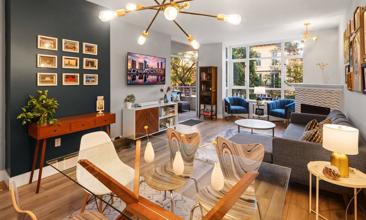 Cortez Hill Apartment | Stylish Downtown Retreat - Pool & Parking