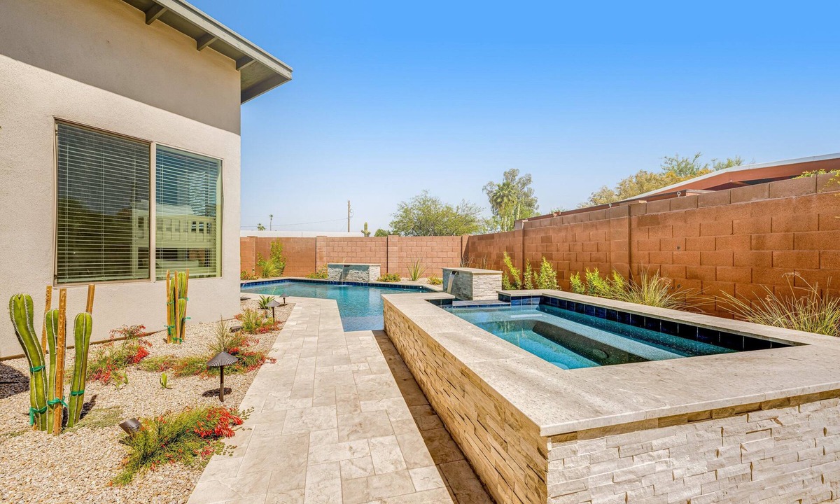 Camelback Park Estates House | Stylish home with pool & spa, ping-pong table, WiFi & fireplace - great location