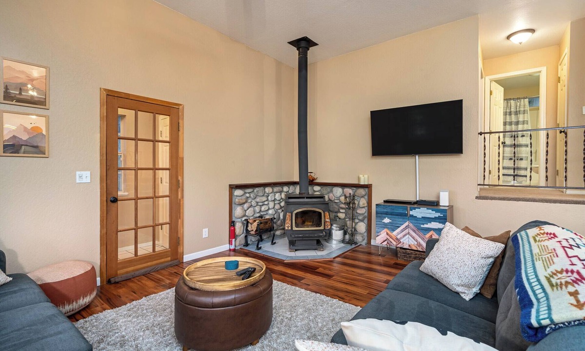 Twain Harte House | Sunset Peak Cabin 3BR house in TH with Lake Access-Walk to Downtown