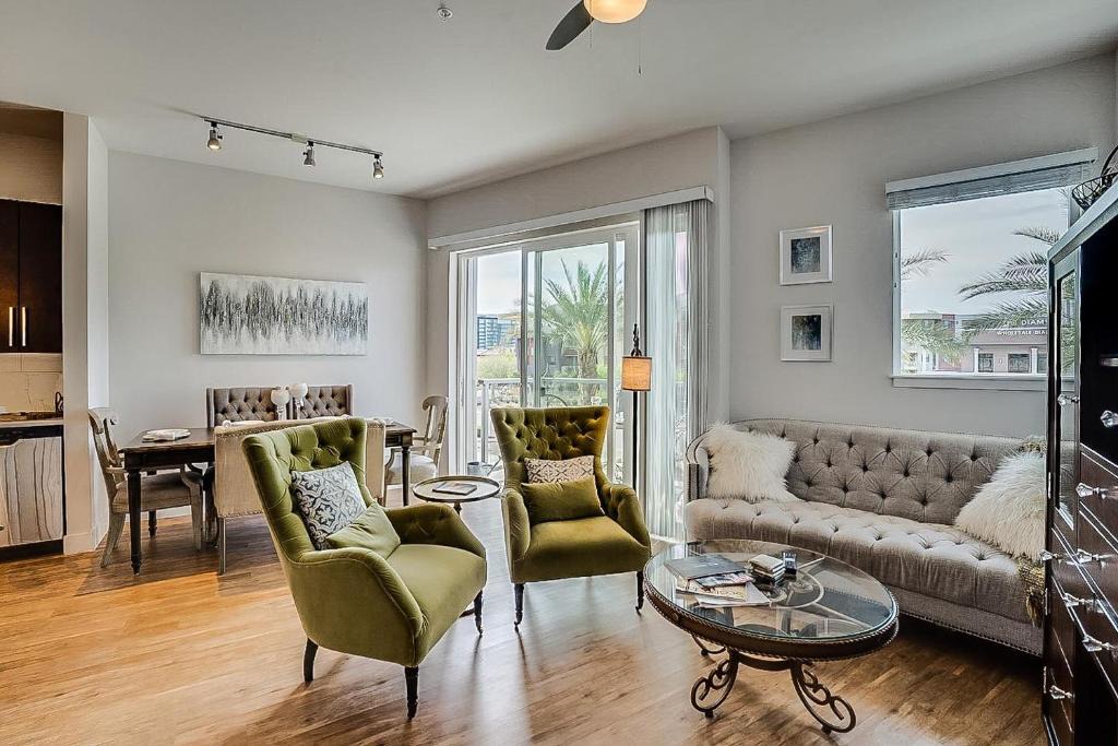 Thunderbird Industrial Airpark Apartment | Superior Condo In North Scottsdale (Unit 1039) Condo