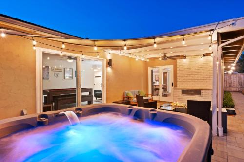 Clairemont Mesa East House | Sweet Escape - Family Retreat - Vibrant - Spa