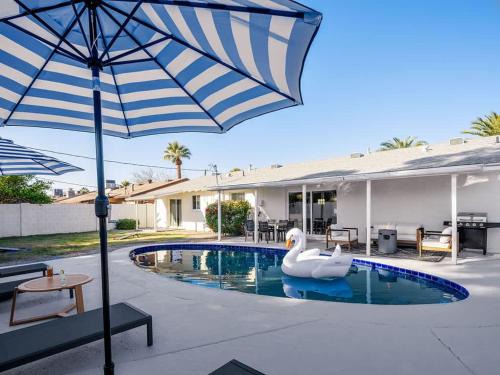 Cox Heights House | Sweet Serenity-Private Pool-8 Mins to Old Town