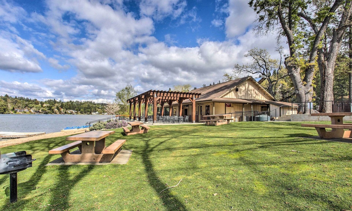 Groveland Cottage | Swim & Golf! 'jackson Mill Cottage' in Groveland
