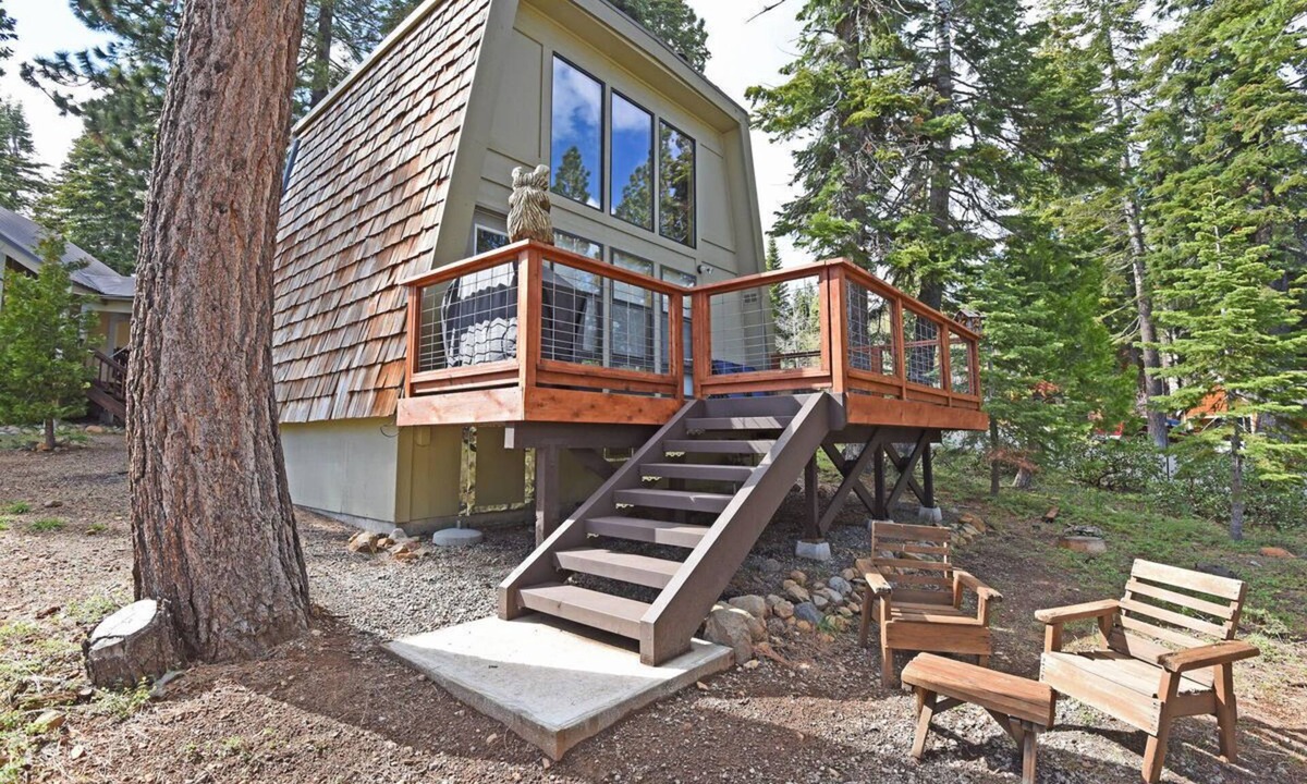 Talmont House | Tahoe Park Amenities Elevated Mountain Cabin, Beach, Piers and more