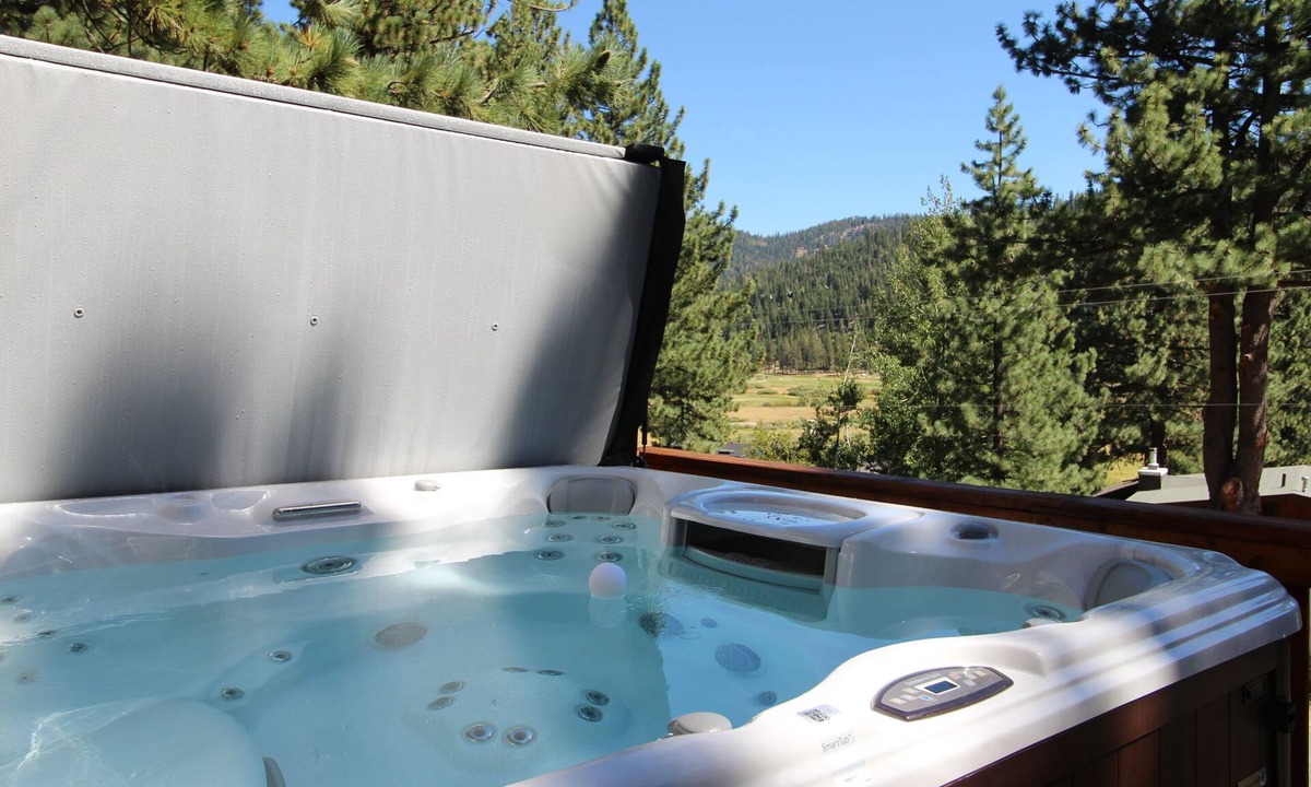Olympic Valley House | Tahoe Tranquility! Newer, modern home close to lifts & village, hot tub