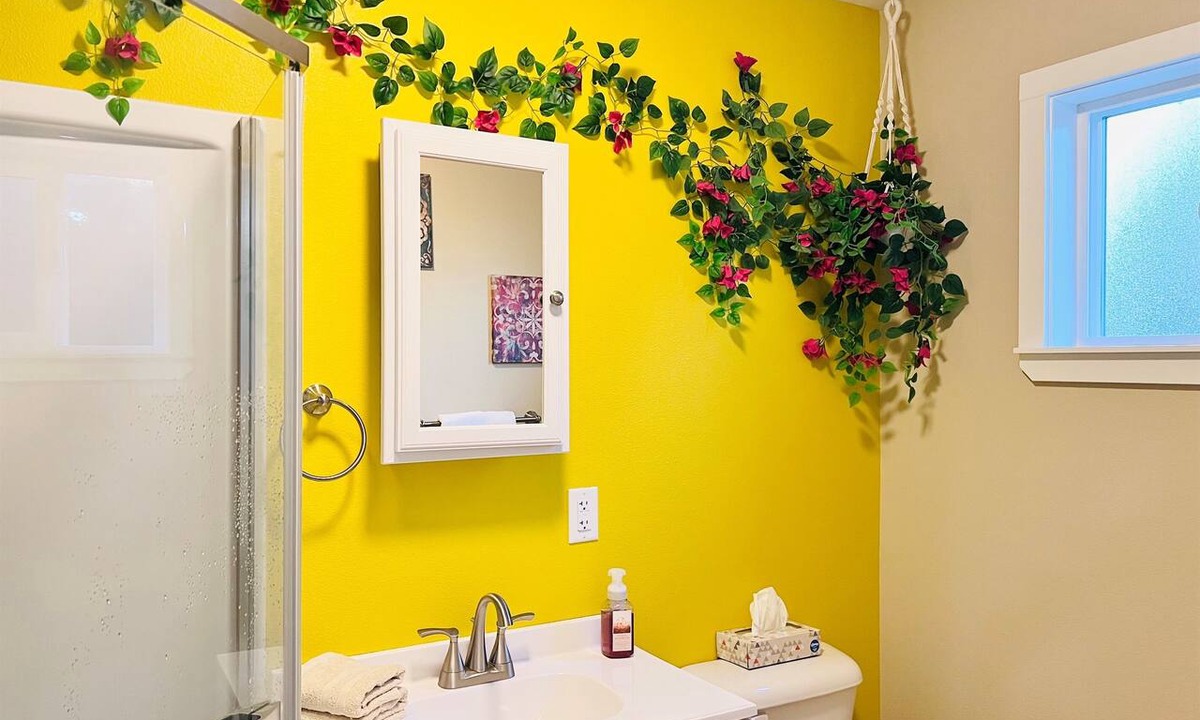 Southeast Salem Apartment | Talavera- vibrant Mexican-inspired apt in Salem