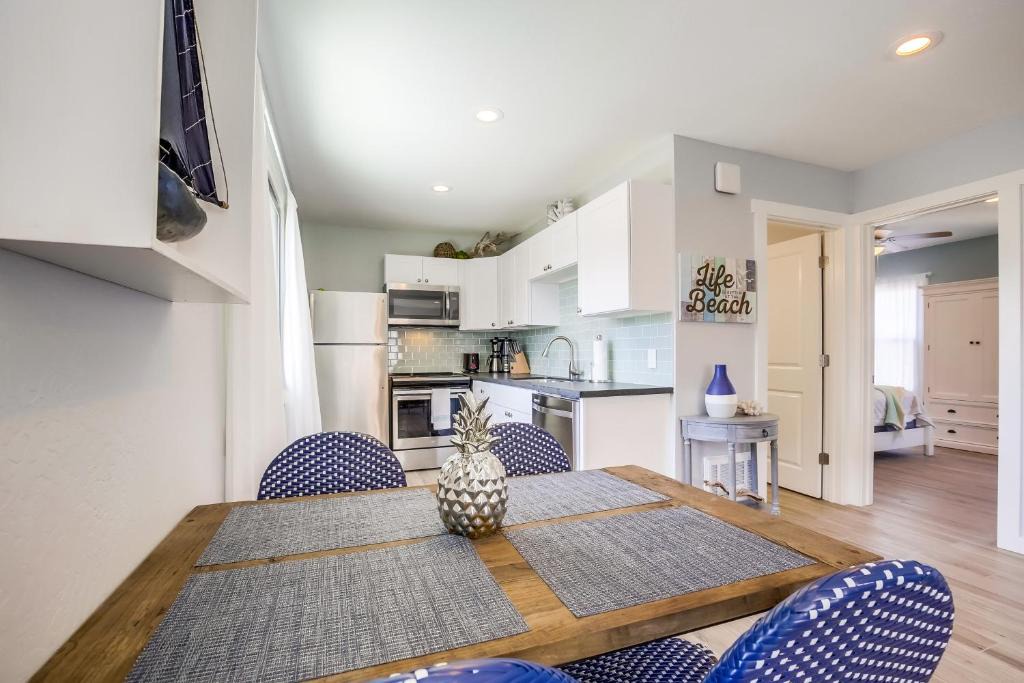 Mission Beach Apartment | Tangiers Escape