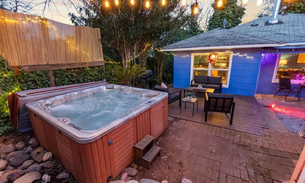 Shasta Lake House | The Birdhouse At Shasta Lake