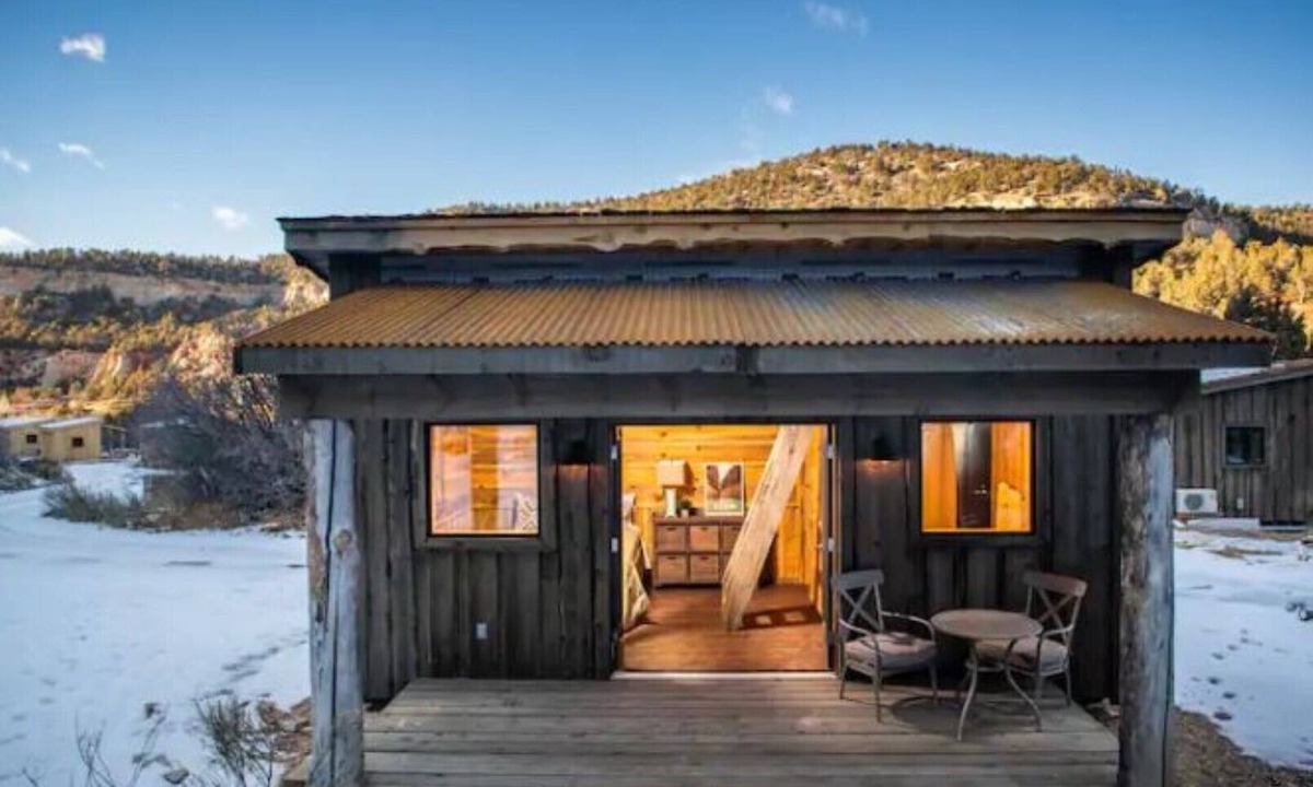 Zion National Park East Entrance Cabin | The Boundary Cabin 2