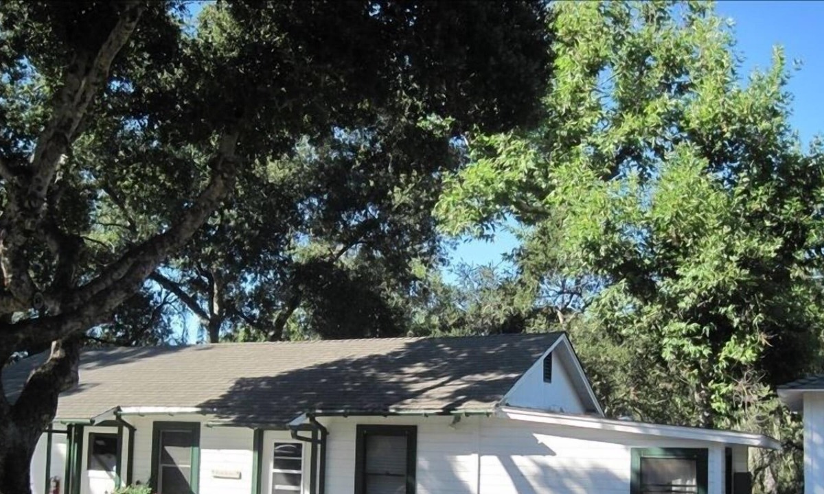 Carmel Valley Cottage | The Bunkhouse Suite, unwind, relax, and recharge. Let nature nourish your soul.