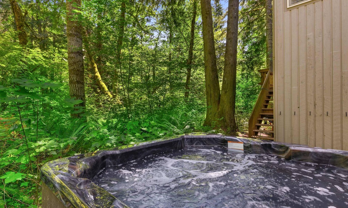Rhododendron House | The Burrow - Your Forest Refuge by the Sandy River