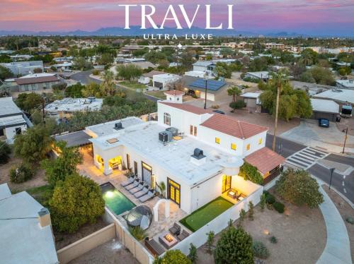 Camelback Park Estates House | The Casa Del Sol Experience - Old Town Villa