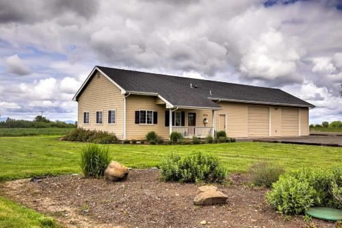 Harrisburg House | The Farm House on Mount Tom