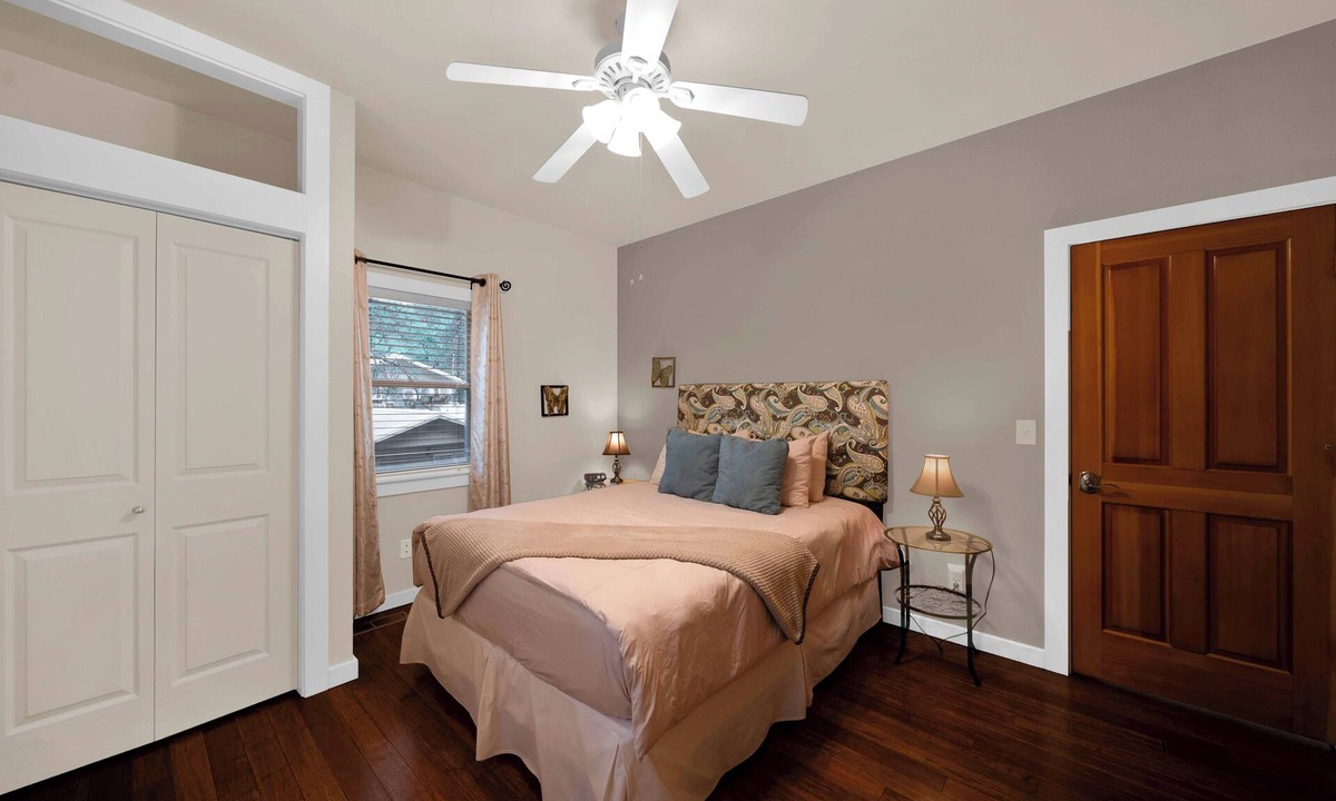 O'Brien Bed & Breakfast | The Gray Squirrel- A Room with a Forest View!
