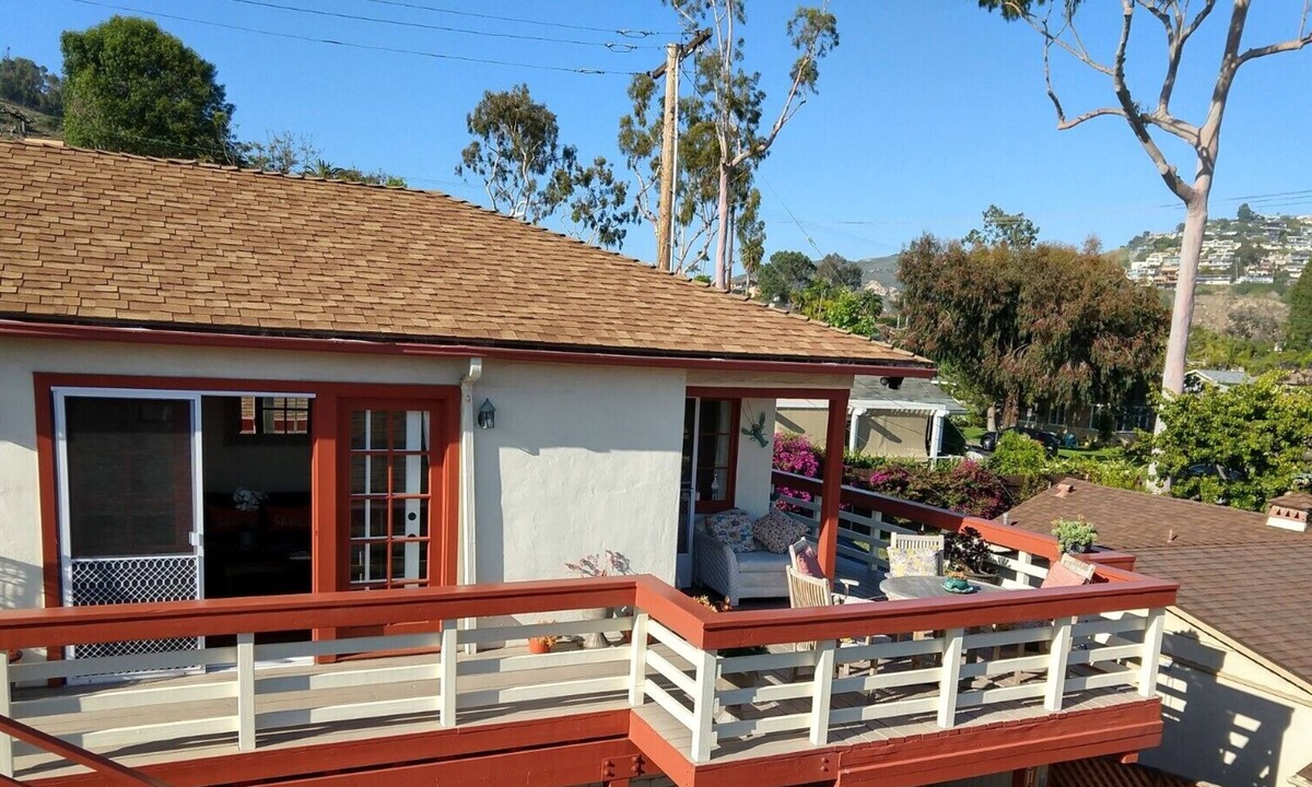 Laguna Beach Cottage | The Nest - Laguna Beach Cottage of Light w/ Deck - 30+ Nights