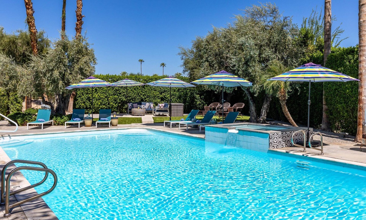 Tahquitz River Estates House | The Riverside – Moroccan Chic Resort Retreat