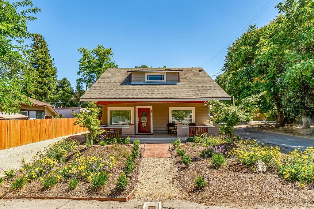 Paso Robles House | The Roost