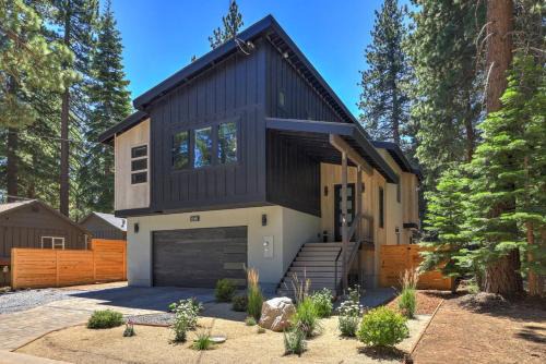 Tahoe Island House | The Sierra Outpost Great SLT Location