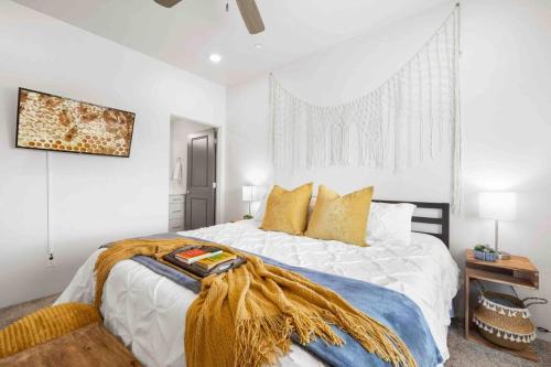 Ephraim Apartment | The True Badger Honey House