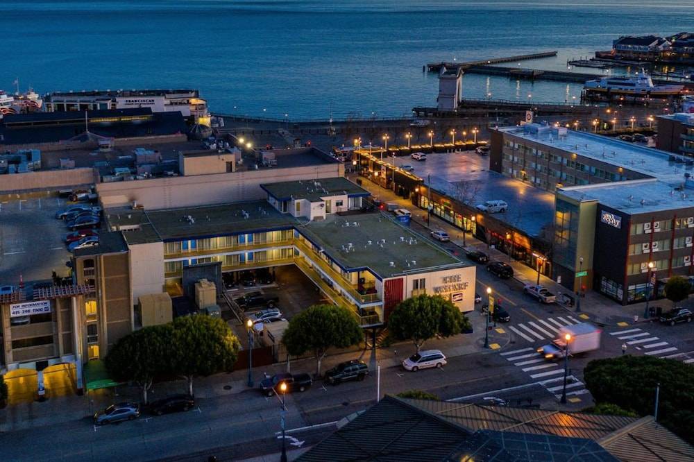Fisherman's Wharf Hotel | The Wharf Inn