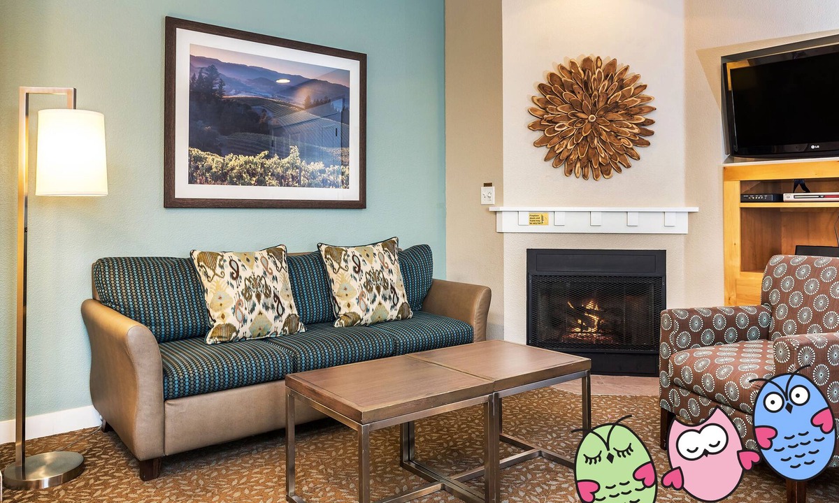 Windsor Condo | TOP HOST - Vacation Memories Just Waiting to be Made - 2 Bedroom - Sleeps 6