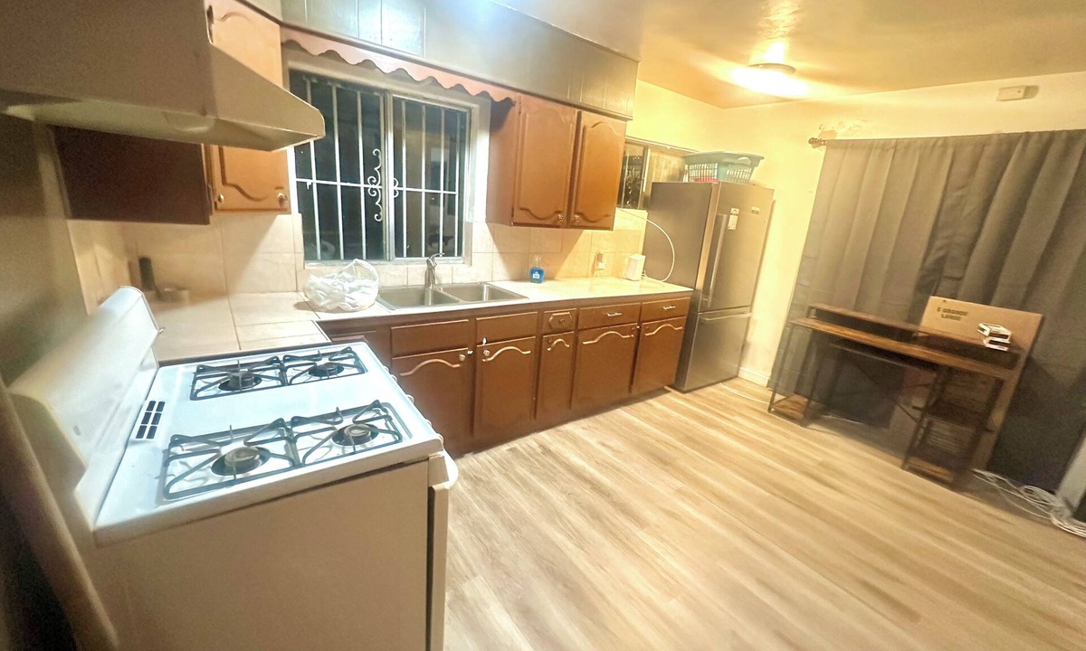 City Heights House | Tranquil 3-bedroom house with WiFi in sunny San Diego
