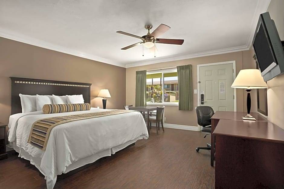 Santa Maria Hotel | Travelodge by Wyndham Santa Maria