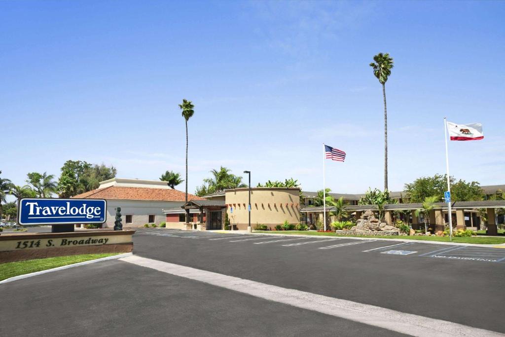 Travelodge | Santa Maria