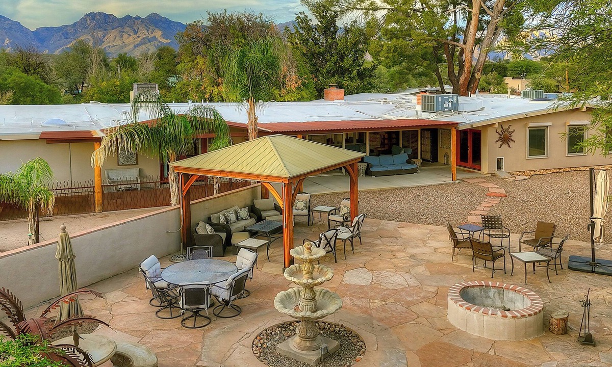 Tucson Cottage | Tucson Casita w/Shared Swim Spa, Close to Hiking!