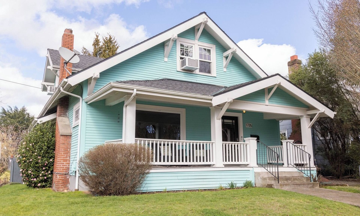 Kenton House | Turquoise Craftsman-Historic Kenton