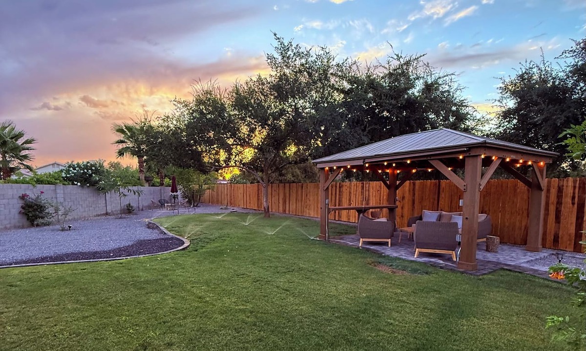 Chandler House | Unique 3-bedroom house in beautiful Chandler with cool AC comfort, huge backyard