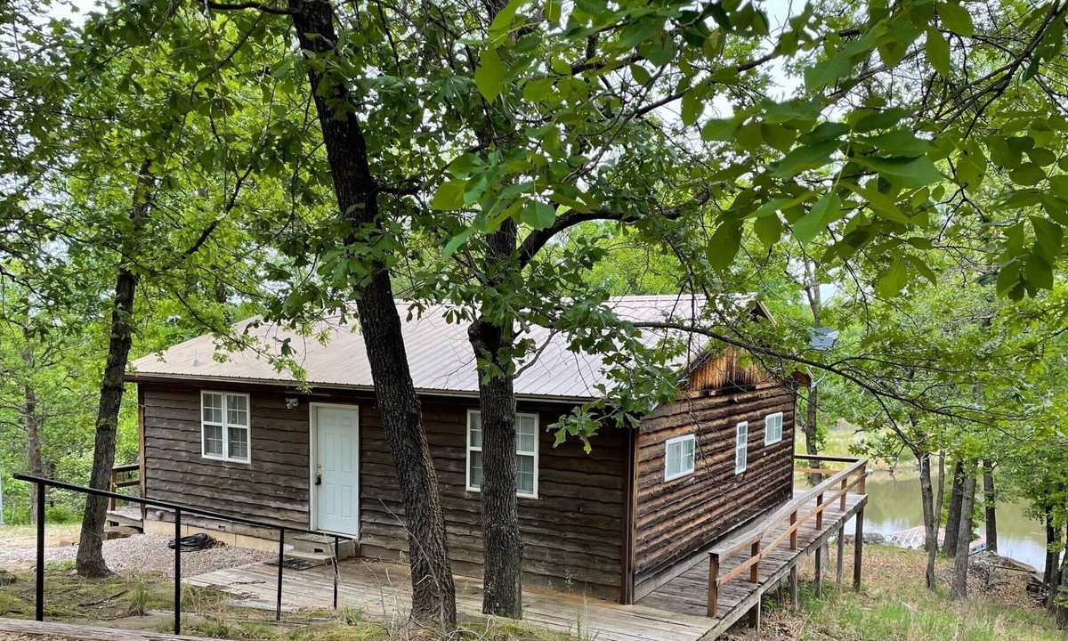 Bowring House | Unique Cabin with Pond away in the woods