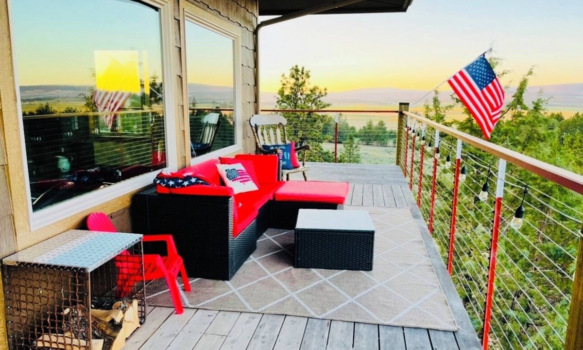 Bonanza Apartment | Unique Country Sky-high with 360° views of mountains & the valley