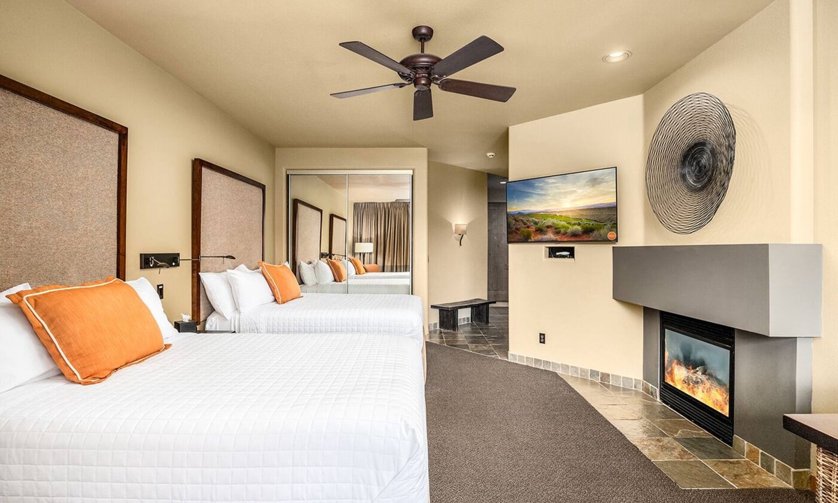 Ivins Villa | Unwind & Soak in the Quiet Charm of the Desert Near Tuacahn Center - 2 miles