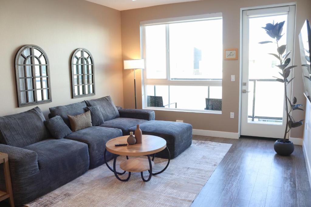 Lyon Street Apartment | Urban Chic Home 10 Min from Disneyland With Pool & GYM