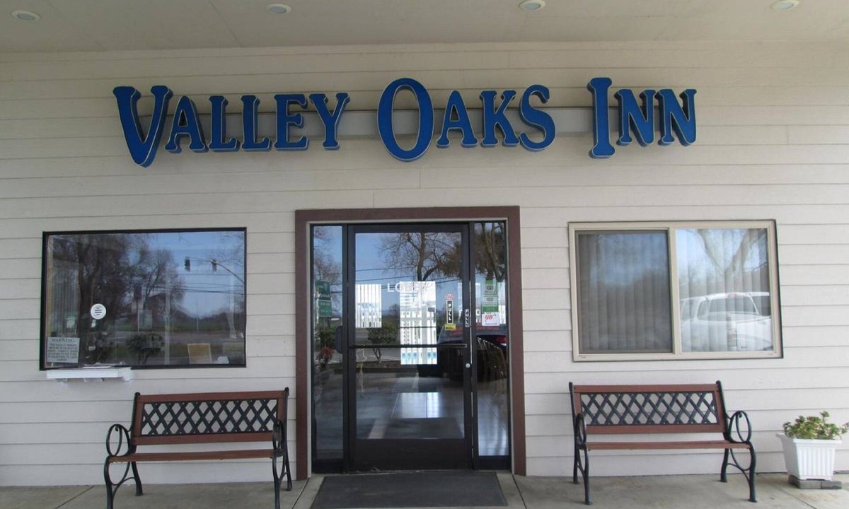 Woodland Hotel | Valley Oaks Inn Woodland