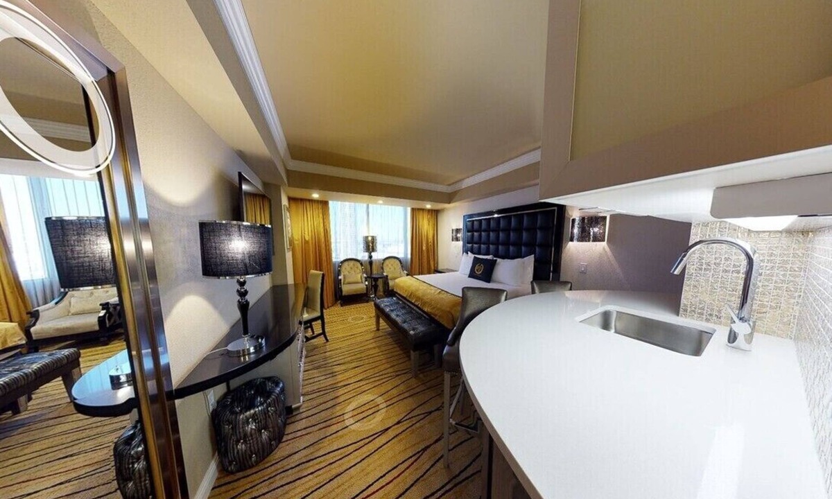 Winchester Resort | Vegas Casino Super Luxury 1 BR Studio in Fabulous Las Vegas for 2 w/Kitchenette