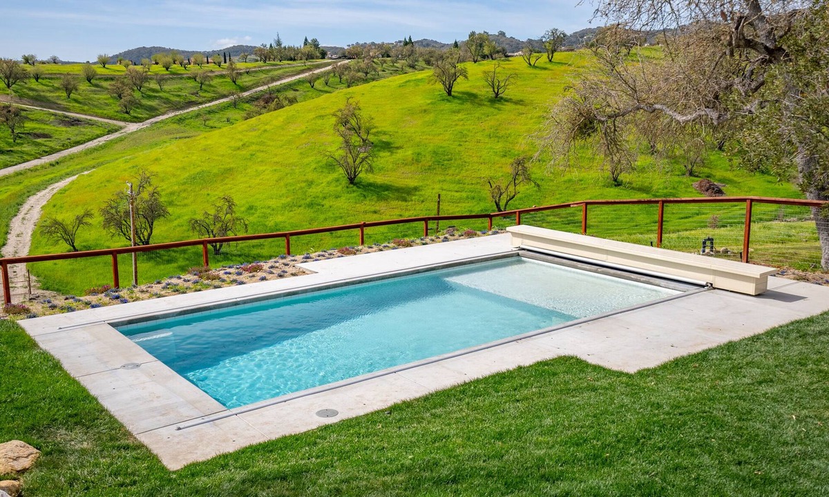 Paso Robles House | Vina Vista Estate with year round heated pool & 360 degree viewsnn