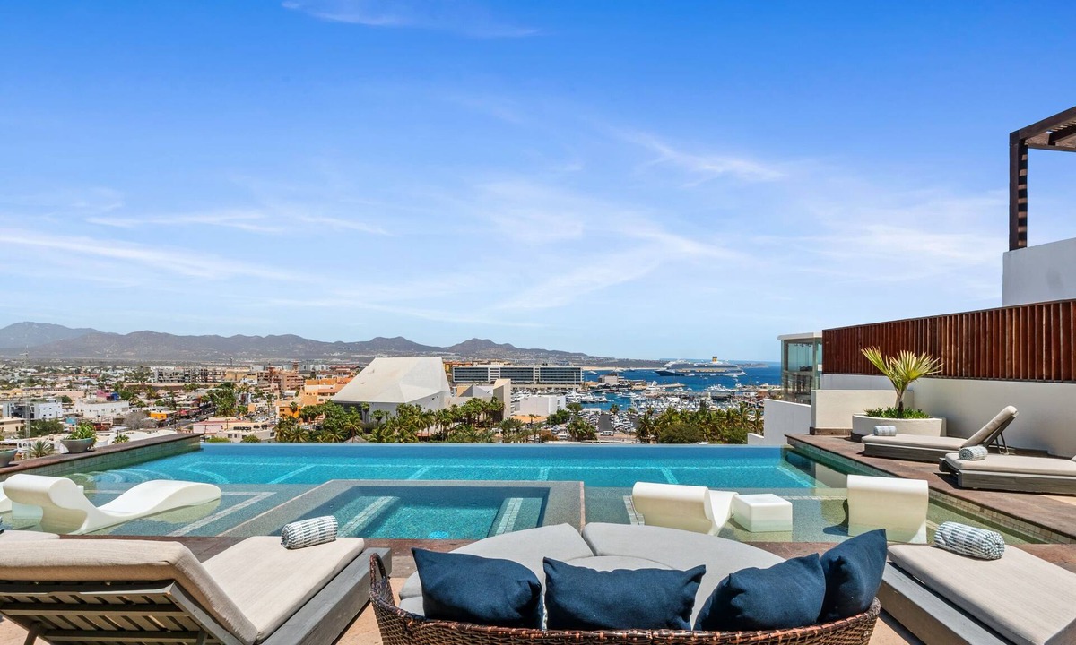 Pedregal Villa | VIP Marina View Bartender, Butler, Maid included