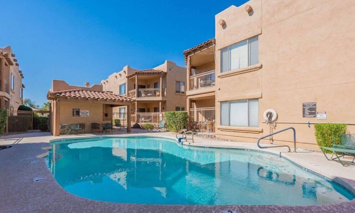 Fountain Hills Apartment | Walk to Fountain Park! Ground-Floor Condo w/Pool, Spa & Private Patio